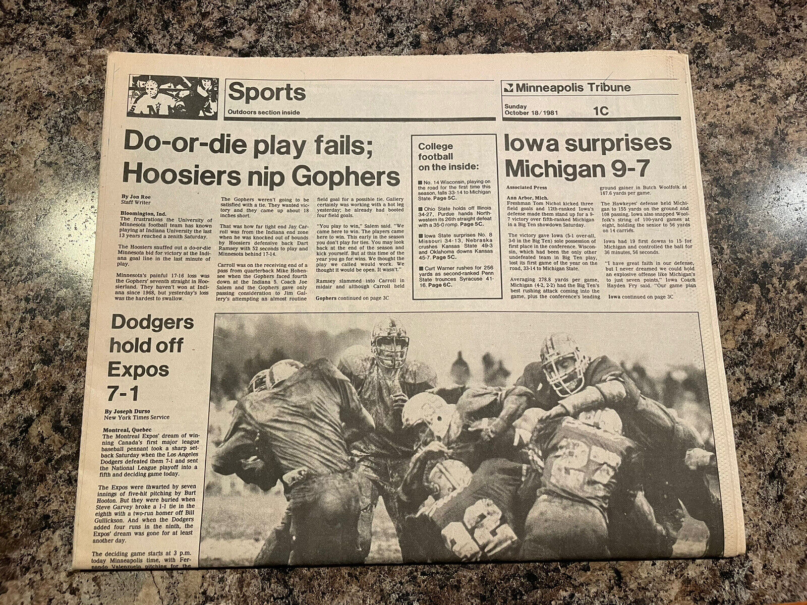 1981 Iowa Hawkeyes Defeat Michigan Wolverines Football Newspaper
