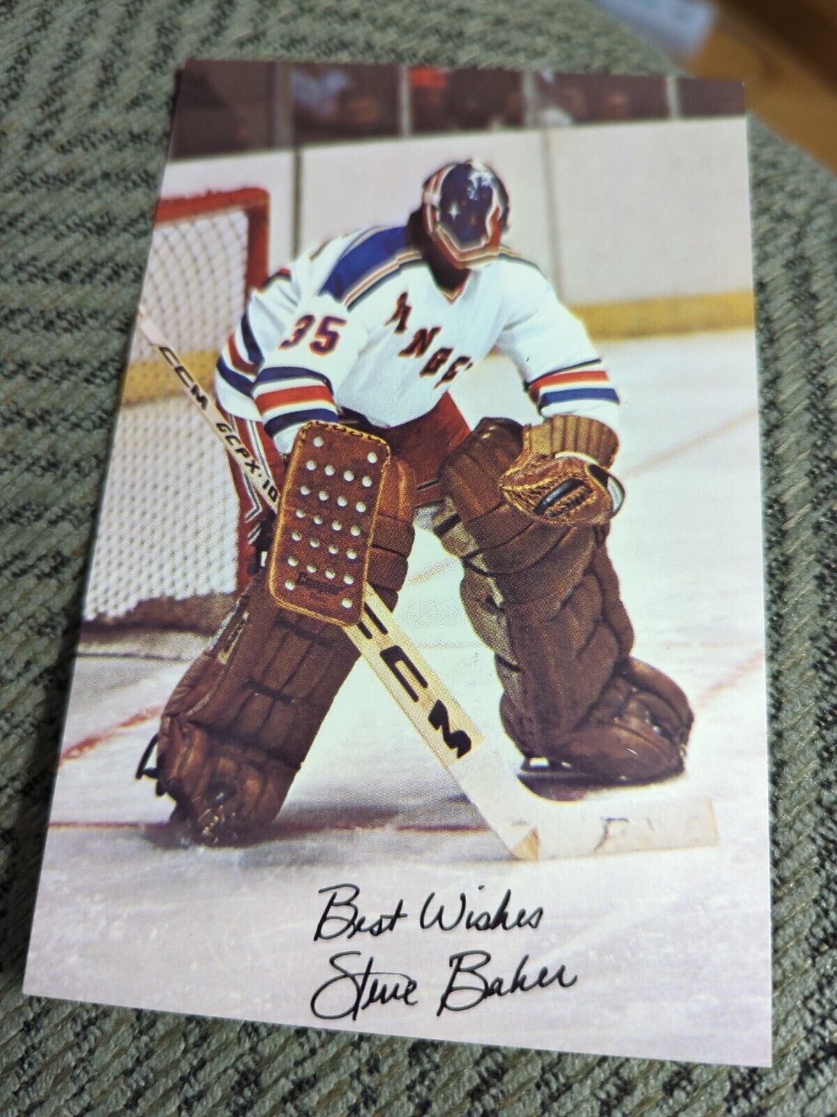 1970s Steve Baker Hockey Goalie for New York Rangers Signed postcard D37