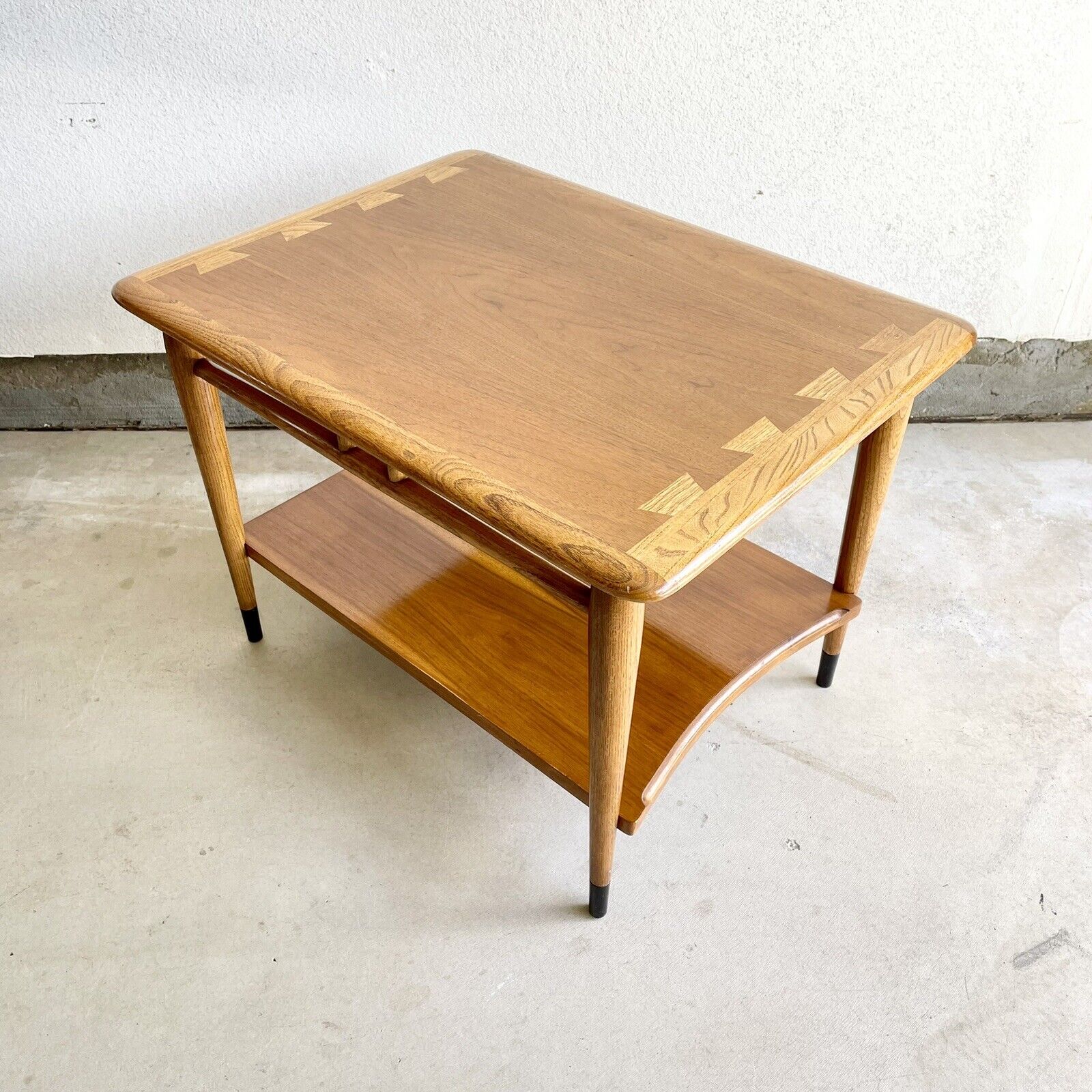 Mid Century Modern Lane Acclaim Dovetailed Walnut End Table 1960's Vintage Mcm