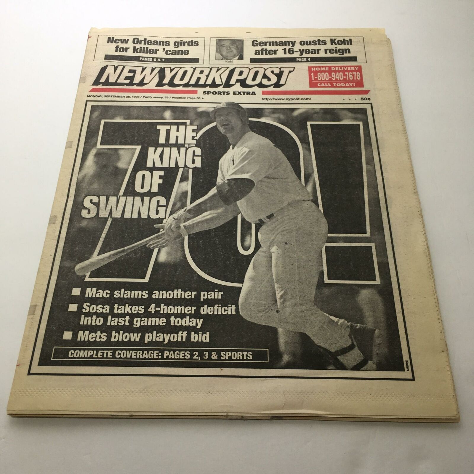 New York Post: Sept 28 1998 The King of Swing Mark Mcgwire sosa 70 hr chase