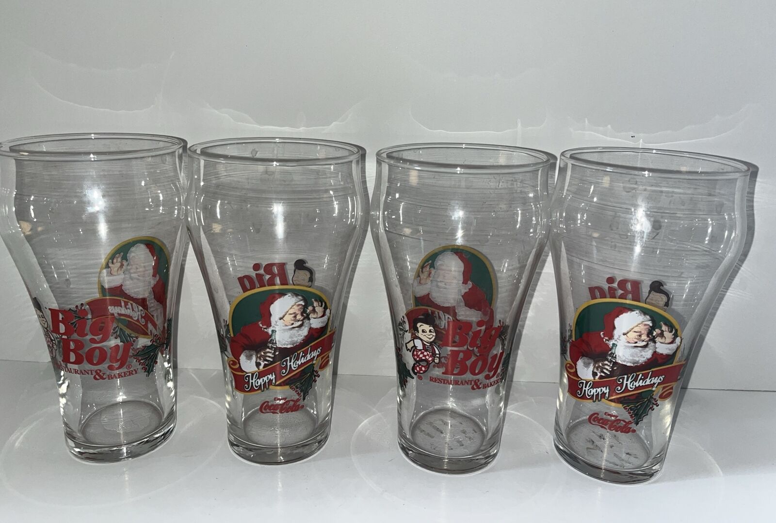 4 Vintage BIG BOY RESTAURANT Drinking Glasses Christmas Happy Holidays Santa