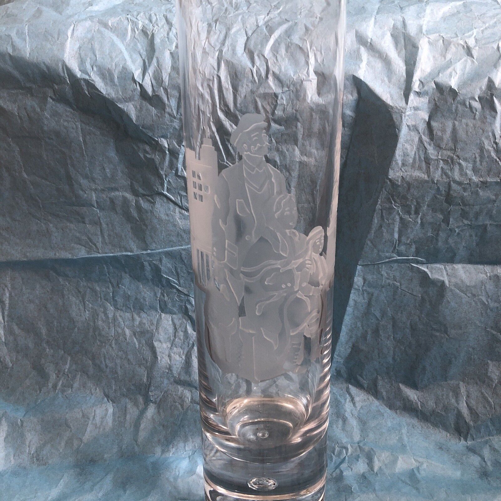 A Hewitt Glass Vase Ellis Island, Statue Of Liberty