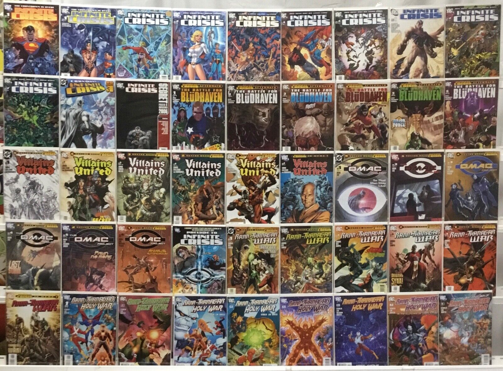 DC Comics Infinite Crisis Run Lot 1-7 Plus Variants, Tie-In Sets - Read Bio