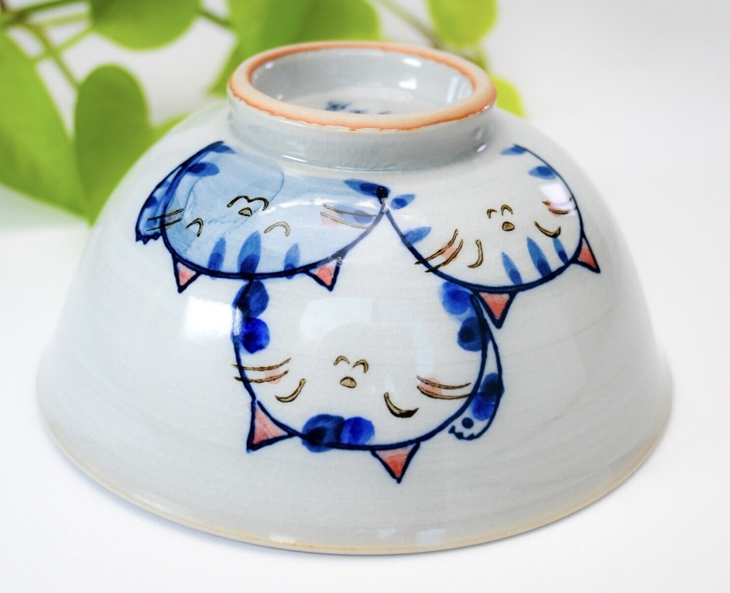 Japanese Handmade Rice Bowl Torio Cat  Blue White Light-Grey Pottery Seto ware