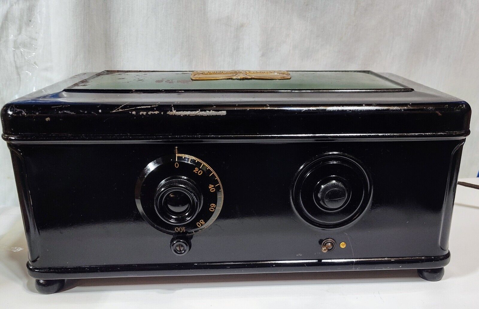 Beautiful Vintage Atwater Kent Model 46 Radio