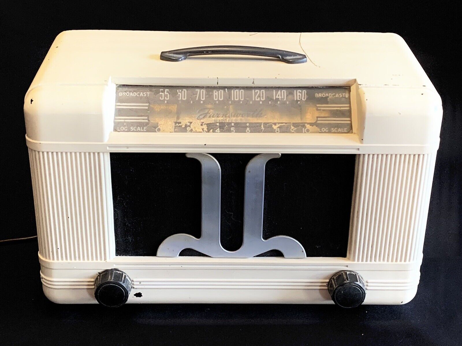 Vintage 1946 FARNSWORTH Radio Model ET-065 Tabletop Tube Broadcast Radio RARE