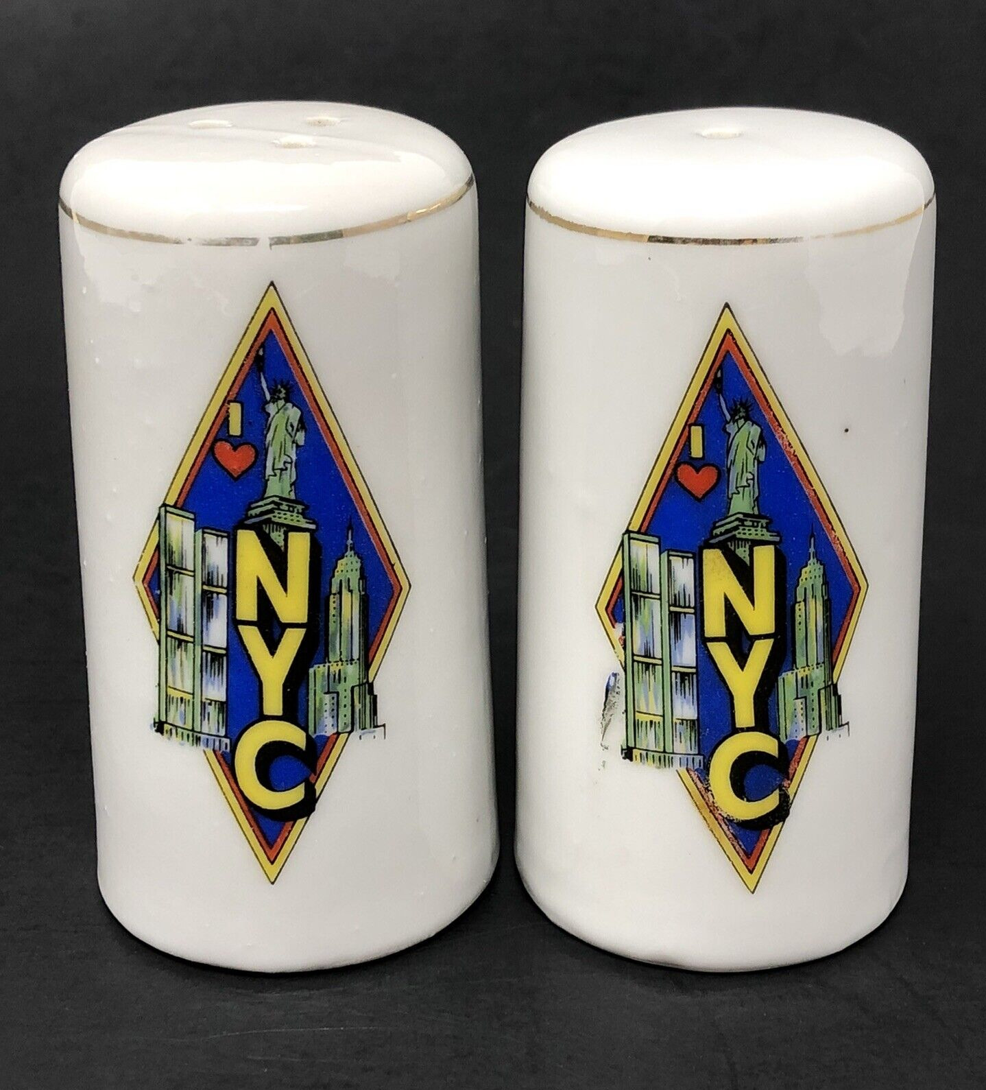 Vintage New York City Salt Pepper Porcelain Twin Towers Statue Liberty Empire