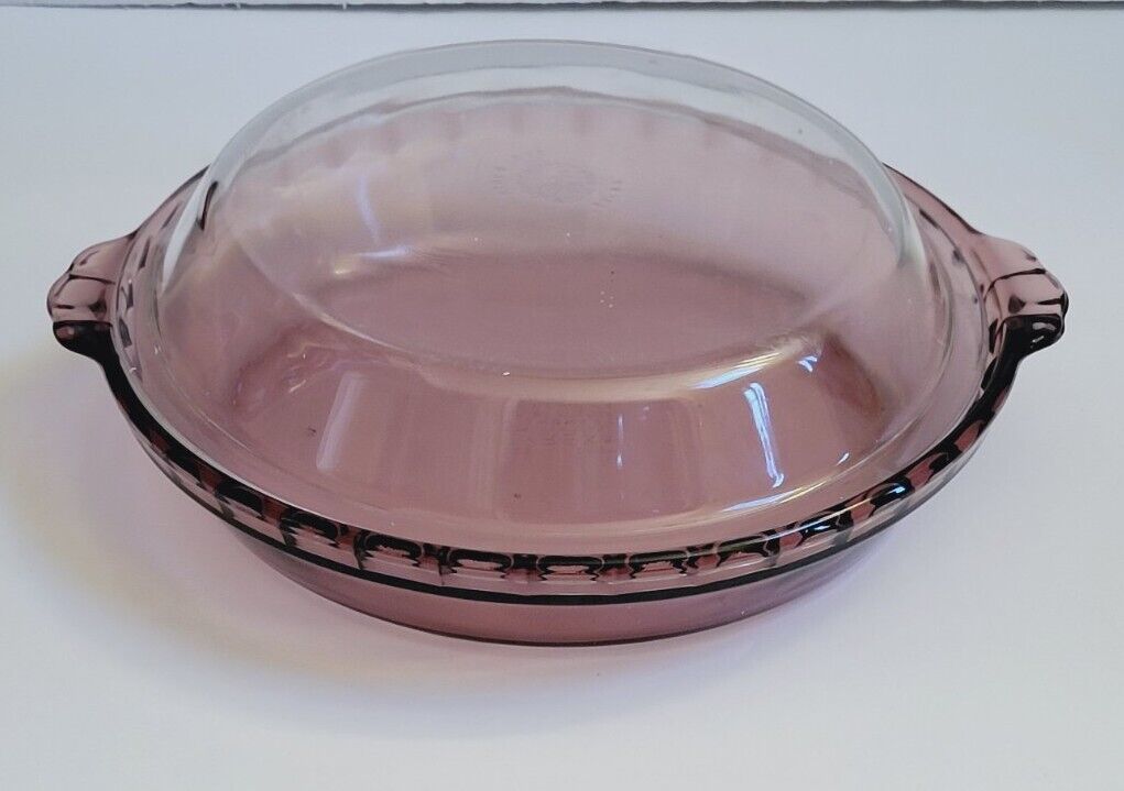  Pyrex Purple/Amethyst Glass Pie Plate/Dish 9.5\