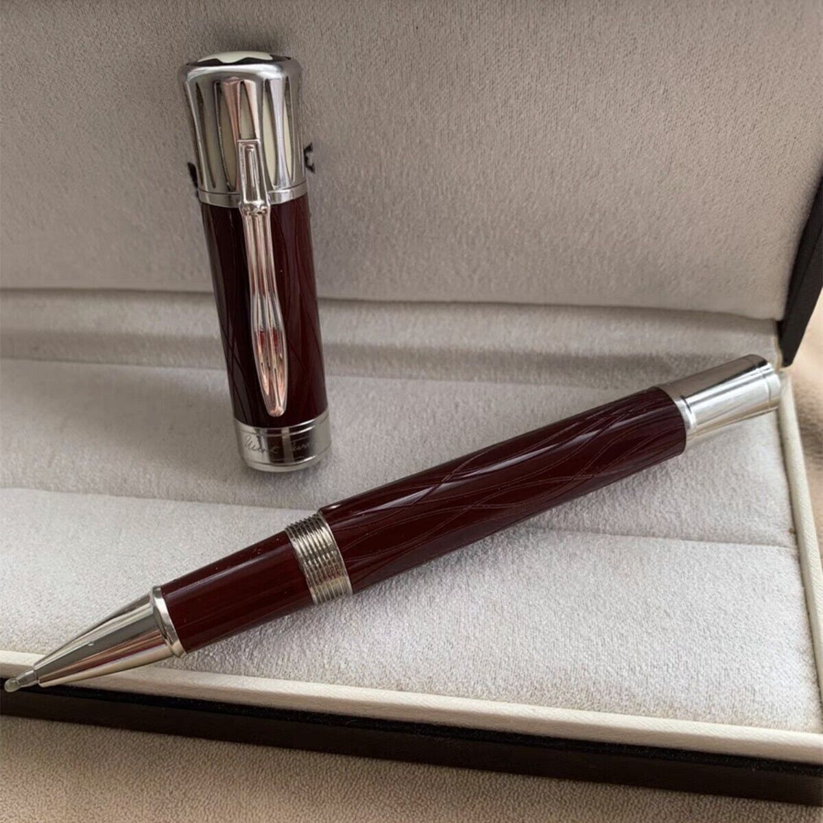 Luxury Great Writers Series Wine Red Color 0.7mm Rollerball Pen NO BOX