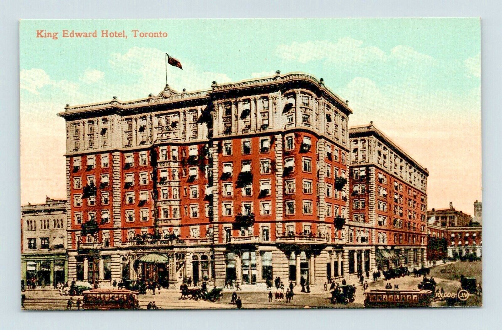 TORONTO CANADA OLD KING EDWARD HOTEL WITH MANY PEOPLE N TROLLEY POSTCARD C-2