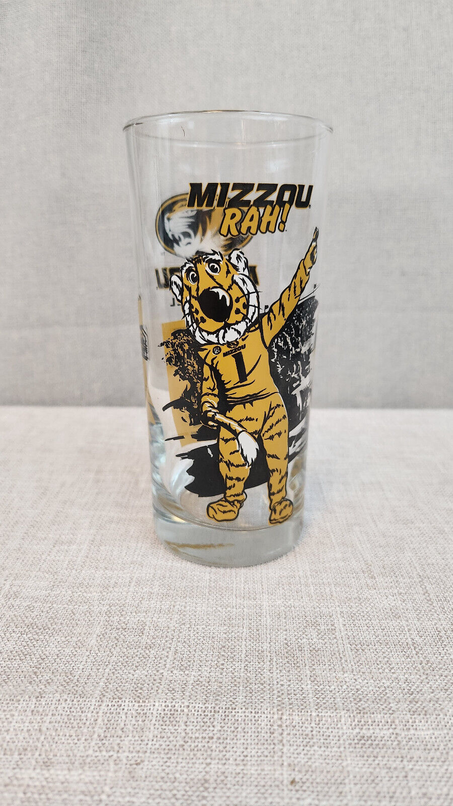 NCAA Mizzou Tigers Football 2013 Clear Glass w Graphic 2.5\