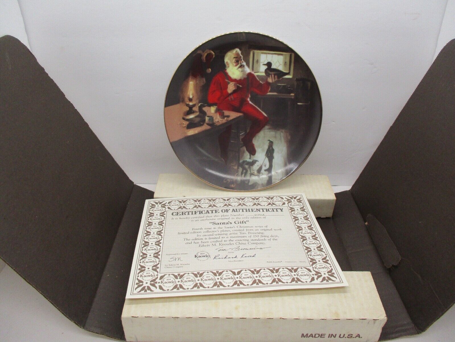 Tom Browning 1991 Santa\'s Gift 1991 Plate with COA