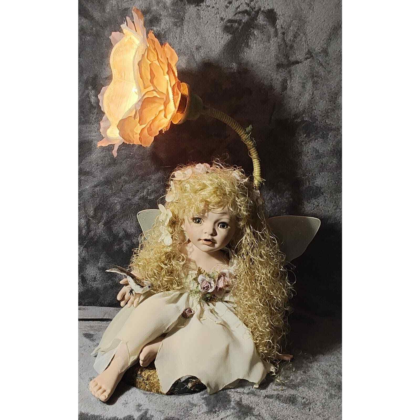 STUNNING FAIRY LAMP FROM DUCK HOUSE HEIRLOOM DOLLS LIMITED EDITION 1038/5000