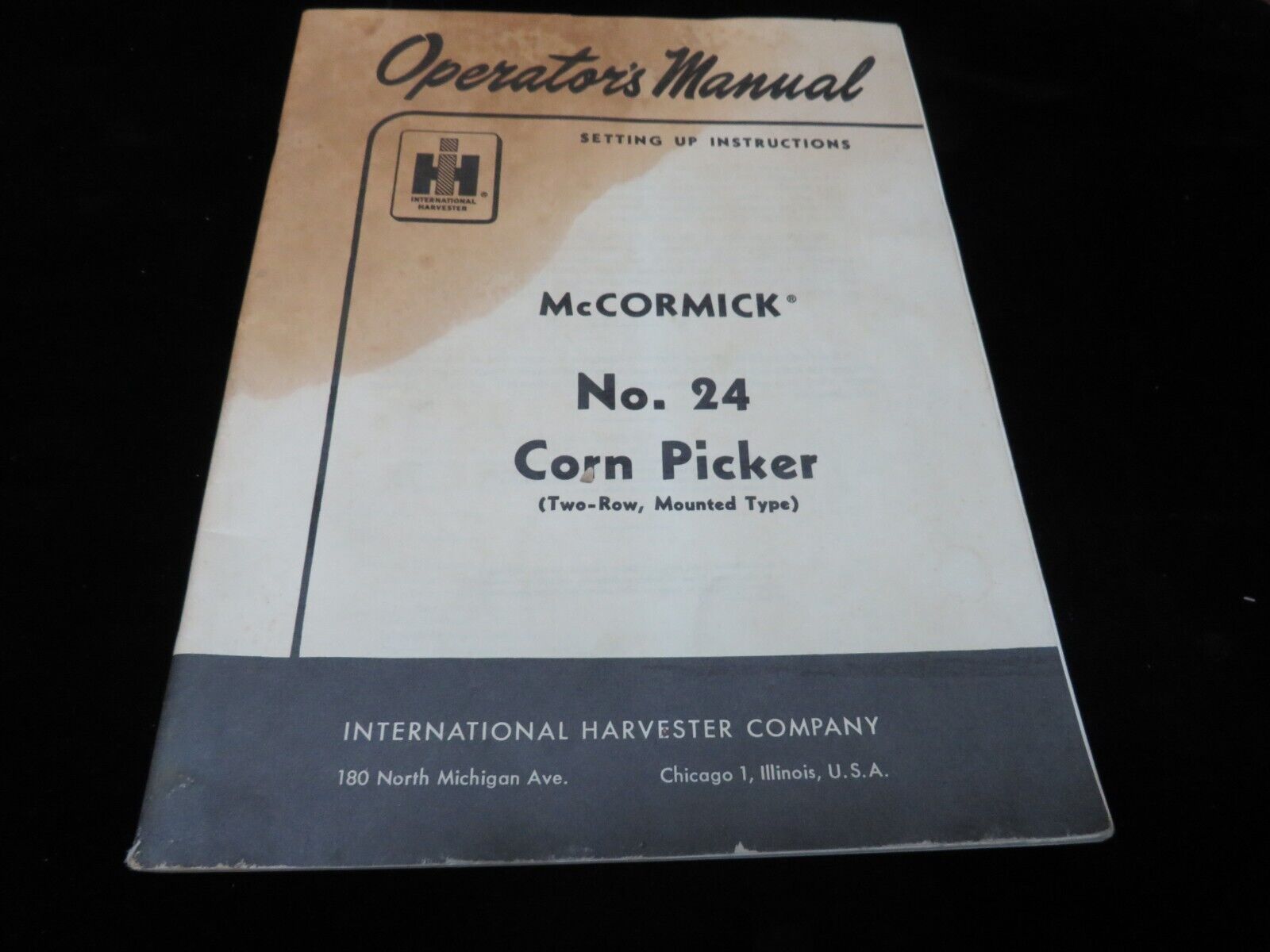 VTG McCormick No. 24 Corn Picker 2 row mounted type Tractor Manual