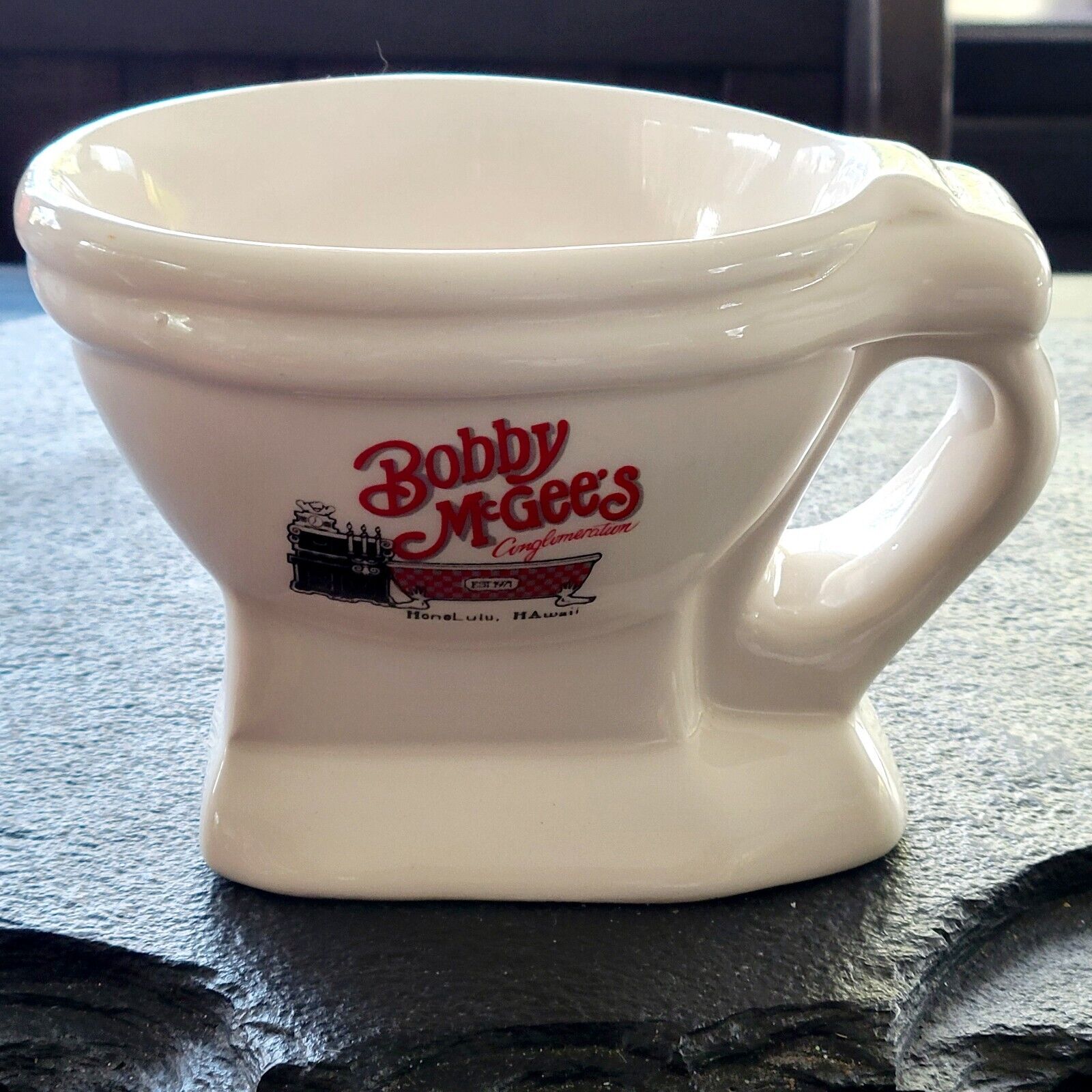 Vintage Bobby Mcgee\'s Conglomeration Restaurant Vintage Toilet Coffee Mug 8 oz