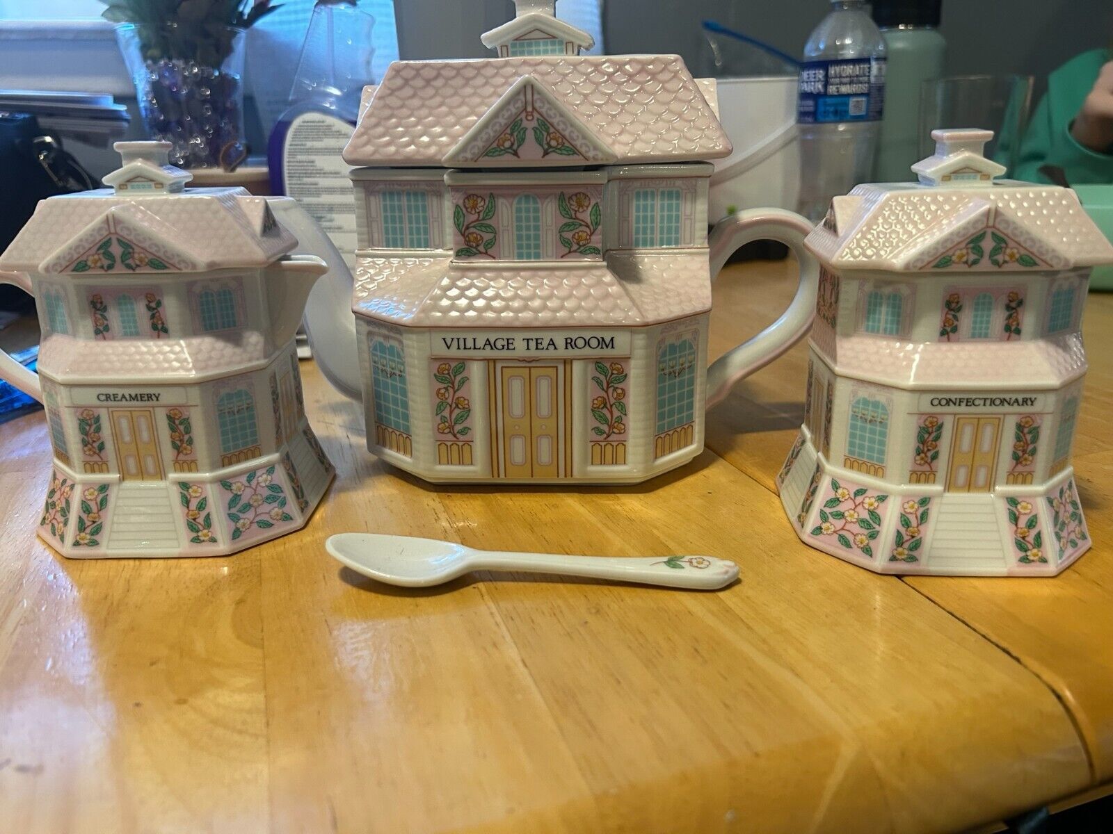 Vintage 1991 The Lenox Village Tea Room Teapot Creamer & Sugar Set NEVER USED