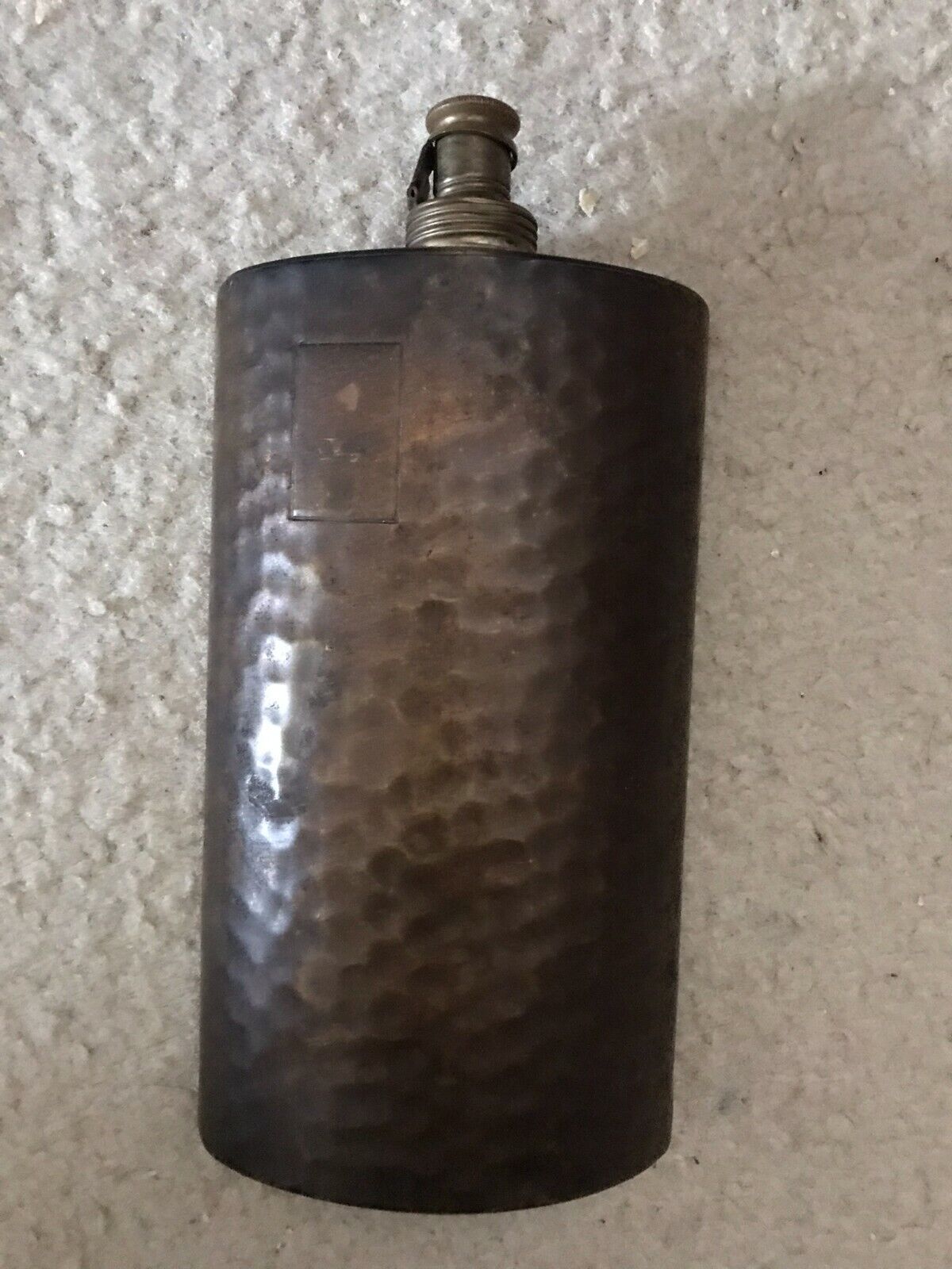 Vintage Tin Lined 12 oz. Hammered Brass Hip Drinking Flask Made in Germany 7.75\