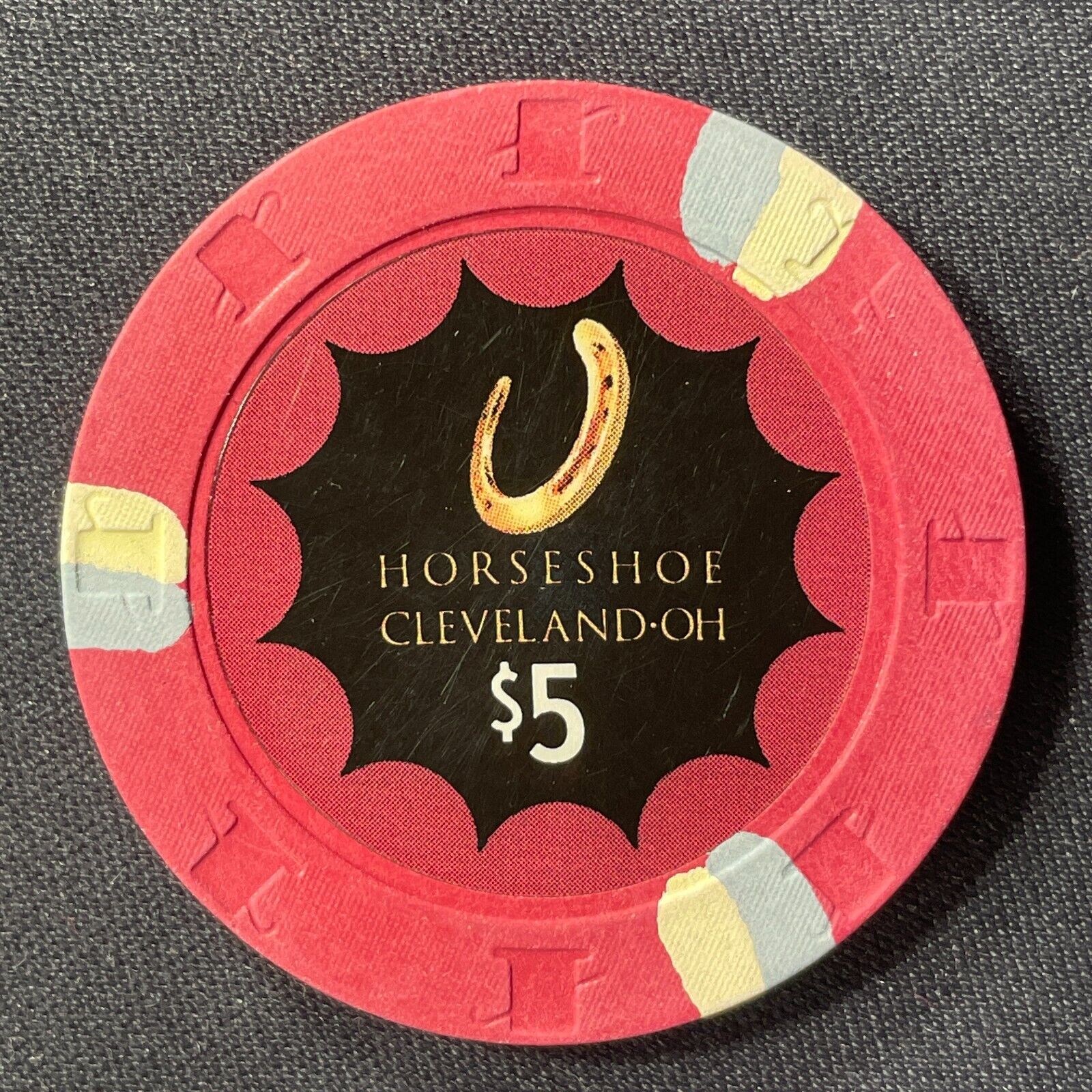 Horseshoe Cleveland Ohio $5 casino chip obsolete gaming token poker chip M5