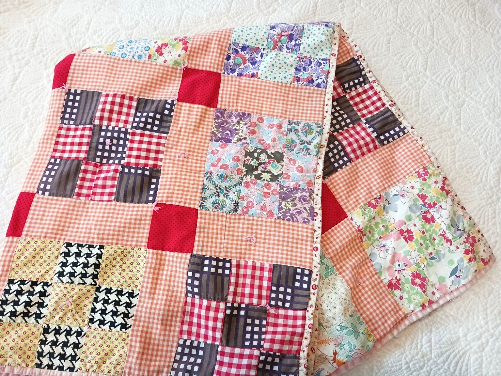 Vtg Homemade Crib or Baby Scrappy Tied Patchwork Quilt 36x46\