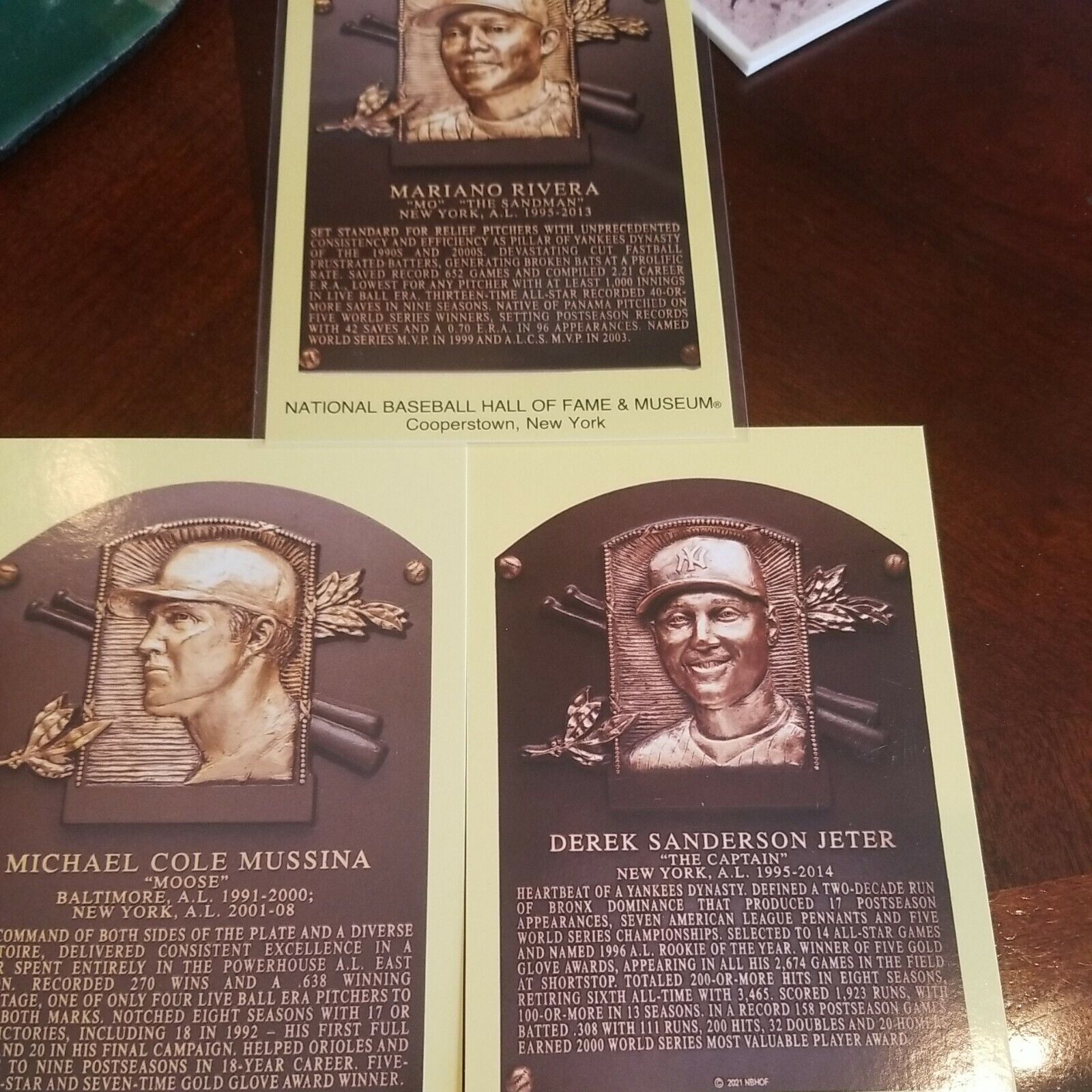 lot of 3 stamped hall of fame postcards Derek jeter Mariano Rivera Mike mussina 