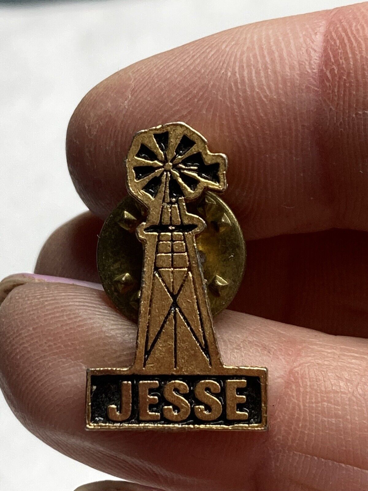 Jesse wind mill Lapel Pin Vest Collectible EUC K524