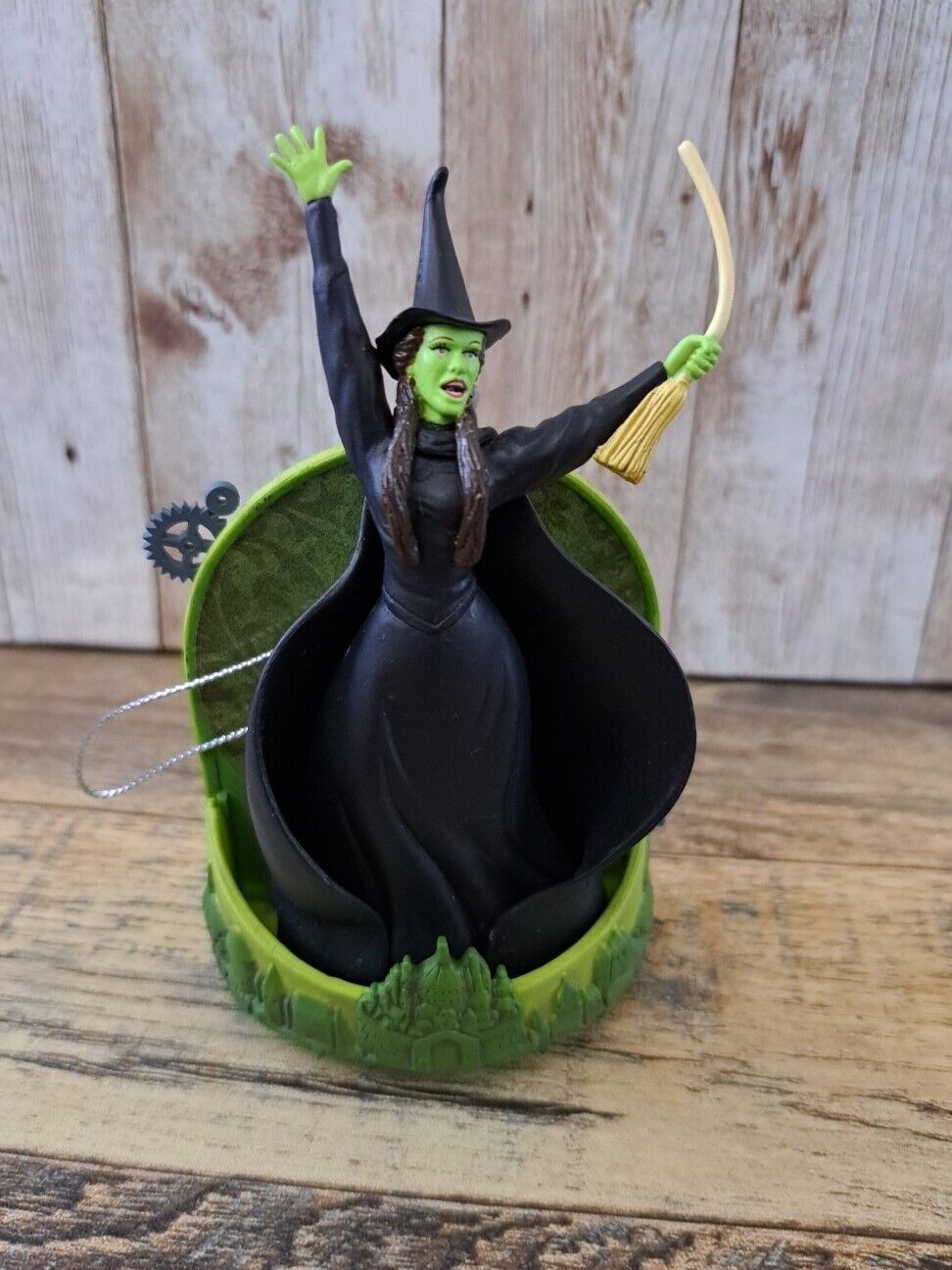 Wicked 2010 Heirloom Christmas Ornament Wicked Plays “Defying Gravity”