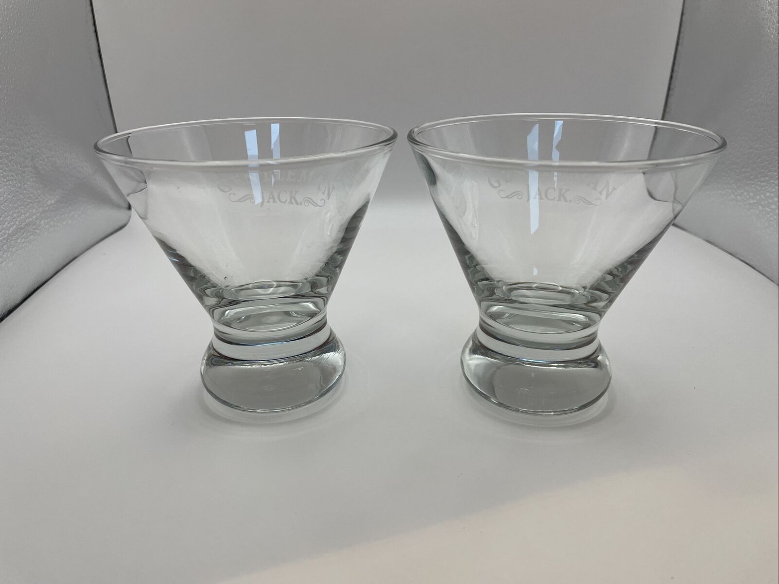 GENTLEMAN JACK Set Of 2 Glasses Etched Short Cosmo Old Fashioned Martini Daniels