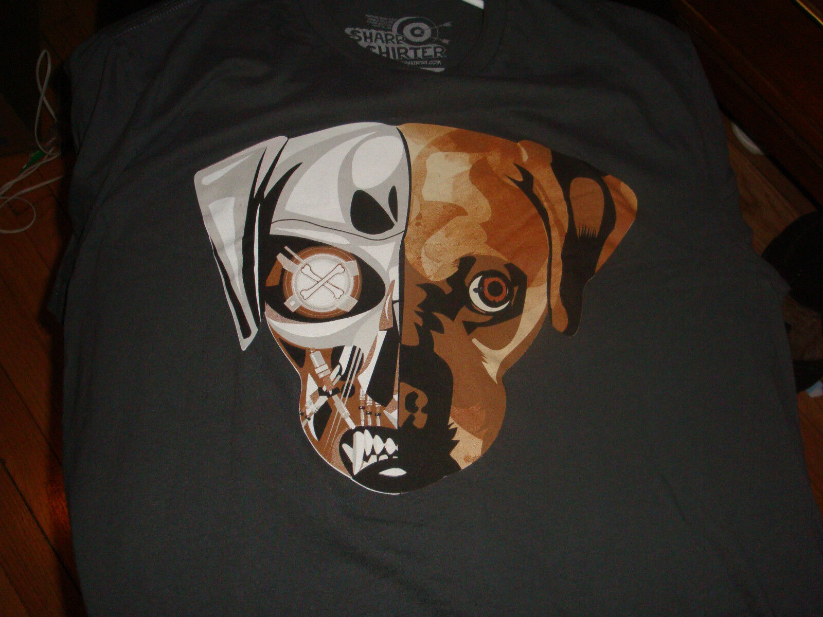 Incredibly Cool Bionic Cyborg Dog T-Shirt, Size Large, Great Condition 