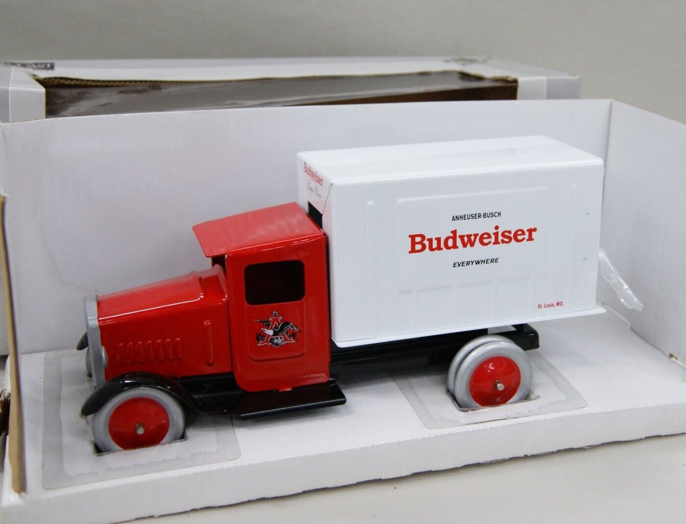 Spec Cast Steel Replica Limited Edition Budweiser Beer Delivery Truck, L-4773