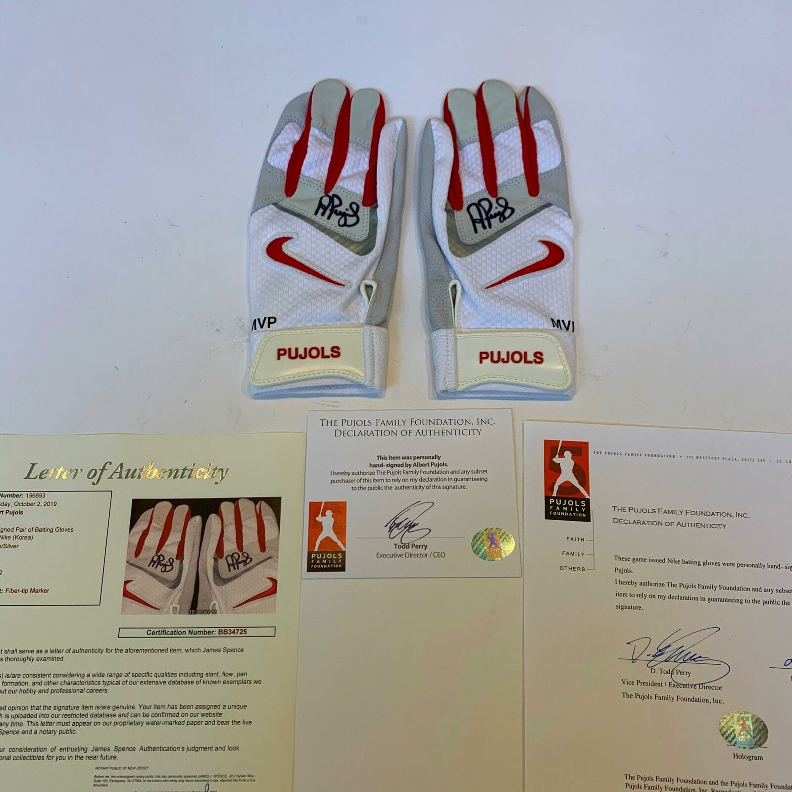 Albert Pujols Signed Game Issued Batting Gloves (2) JSA COA & Pujols COA