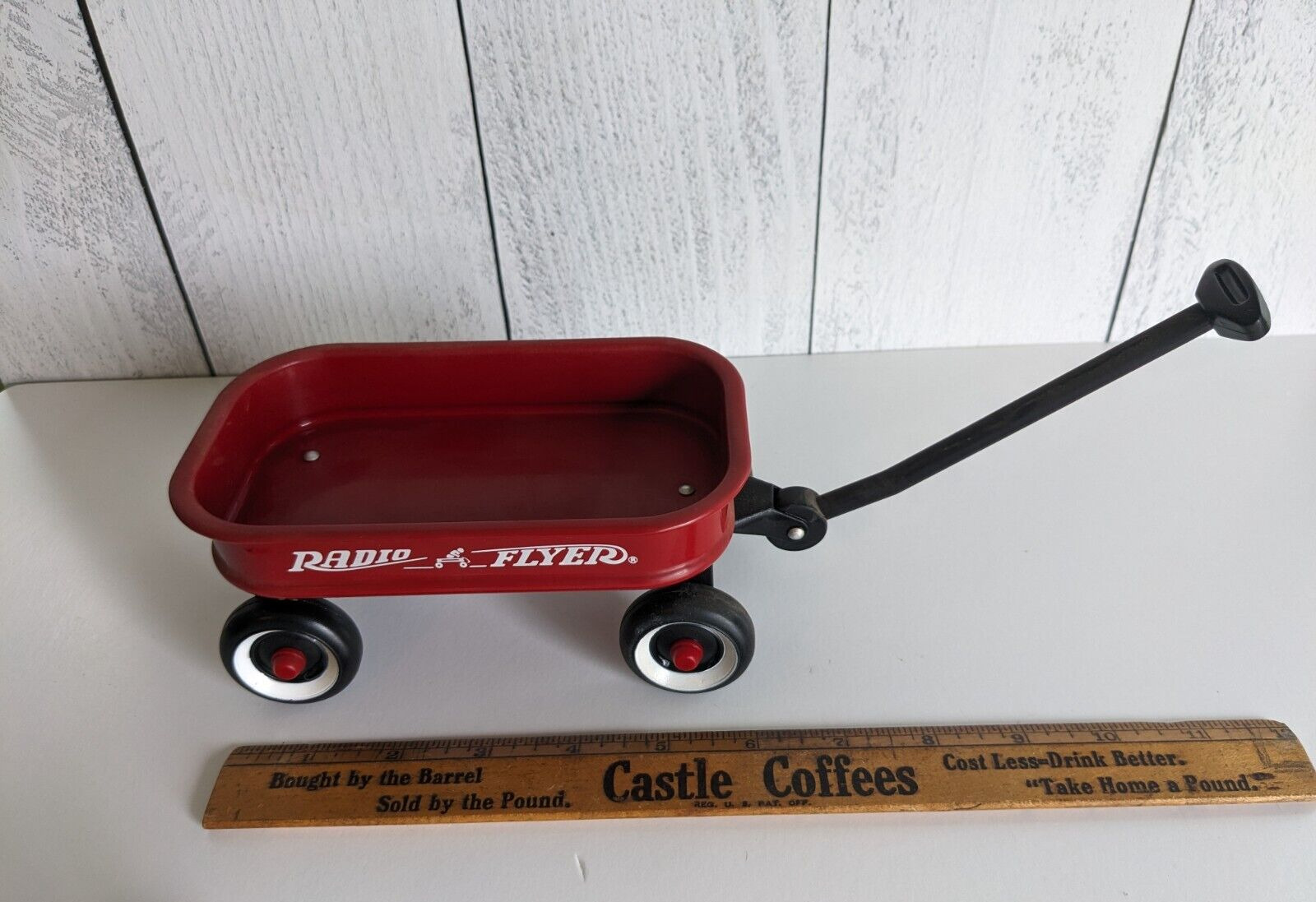 Radio Flyer Little Red Toy Wagon Replica of Child's Toy AA80