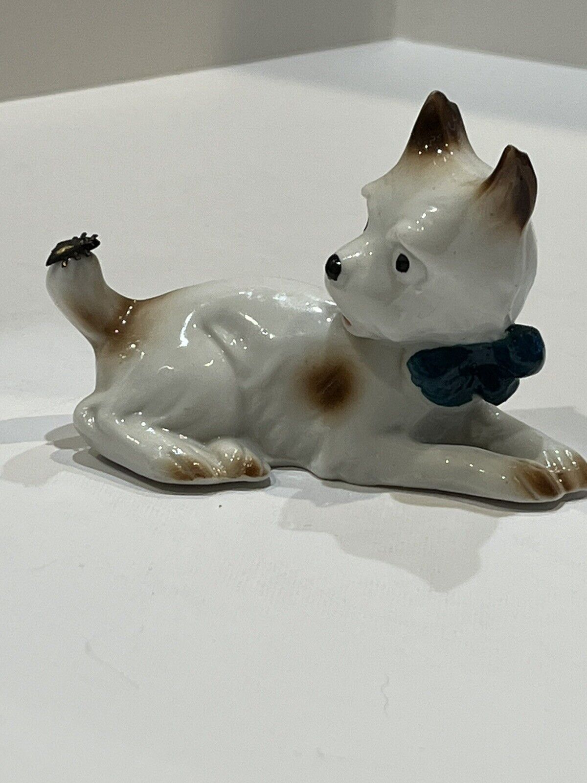 Antq/Vtg Porcelain BONZO Dog Figurine With Brass Fly On Tail Germany 1920’s