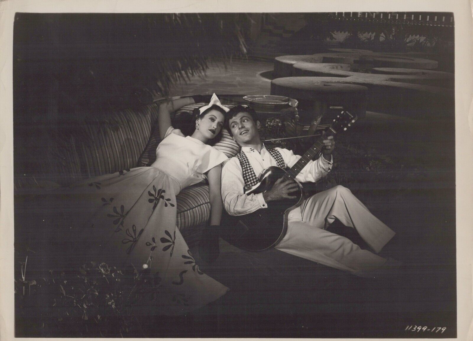 Dorothy Lamour + Arturo de Córdova in Masquerade in Mexico (1945) ❤ Photo K 404