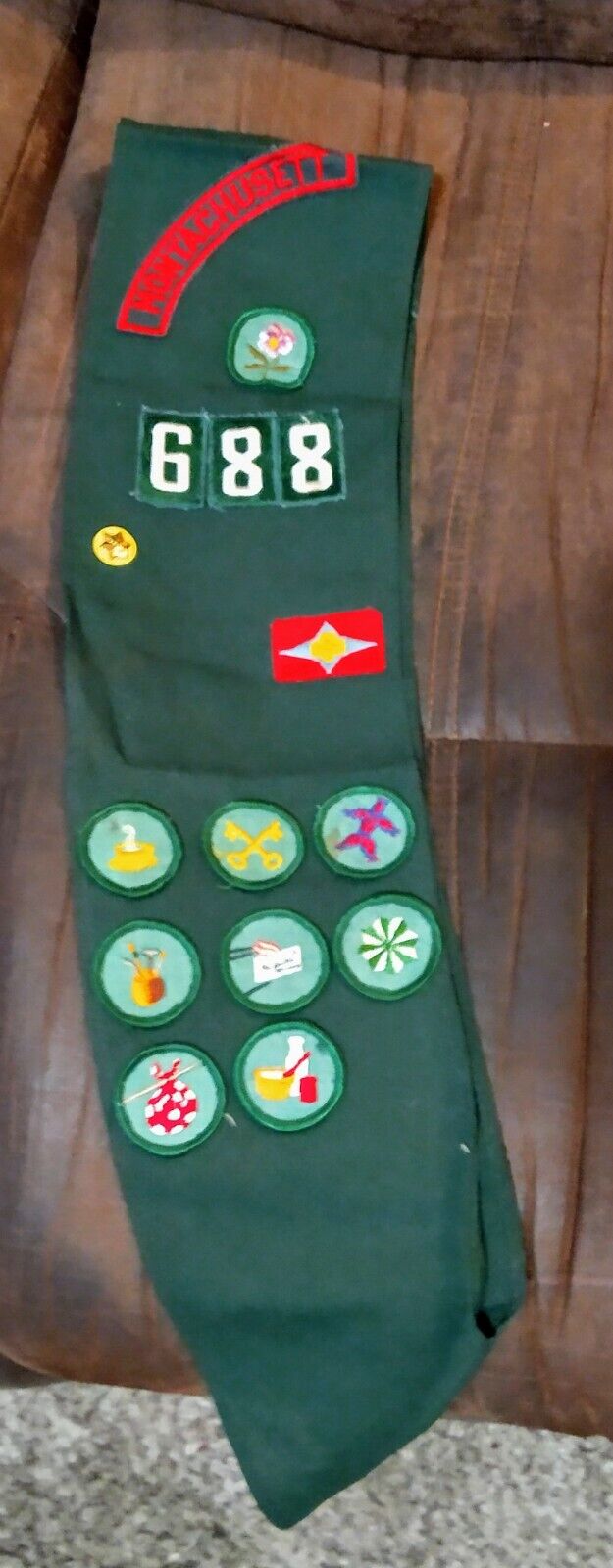 Large lot - 4 vintage girl scout sashes, badges, pins and various 1960s clothing
