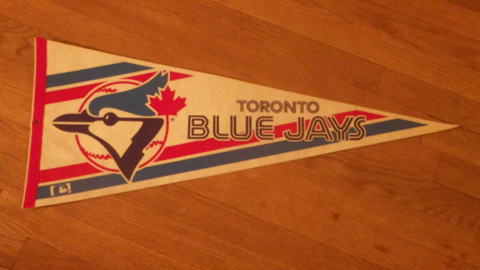 Toronto Blue Jays vintage pennant full size - one hole punch in left edge