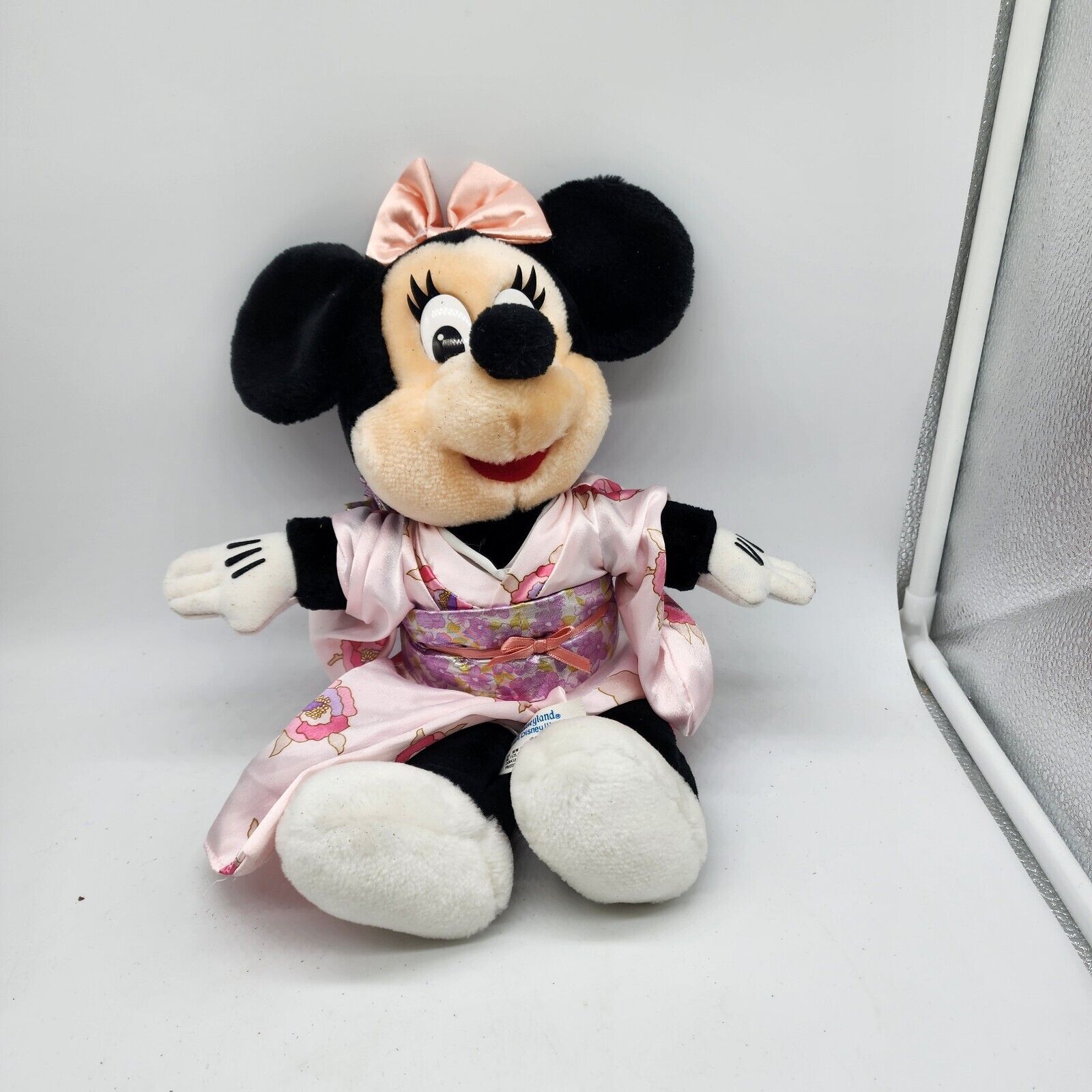 Vintage Minnie Mouse Plush Japanese Kimono Dress Disney World 1980’s