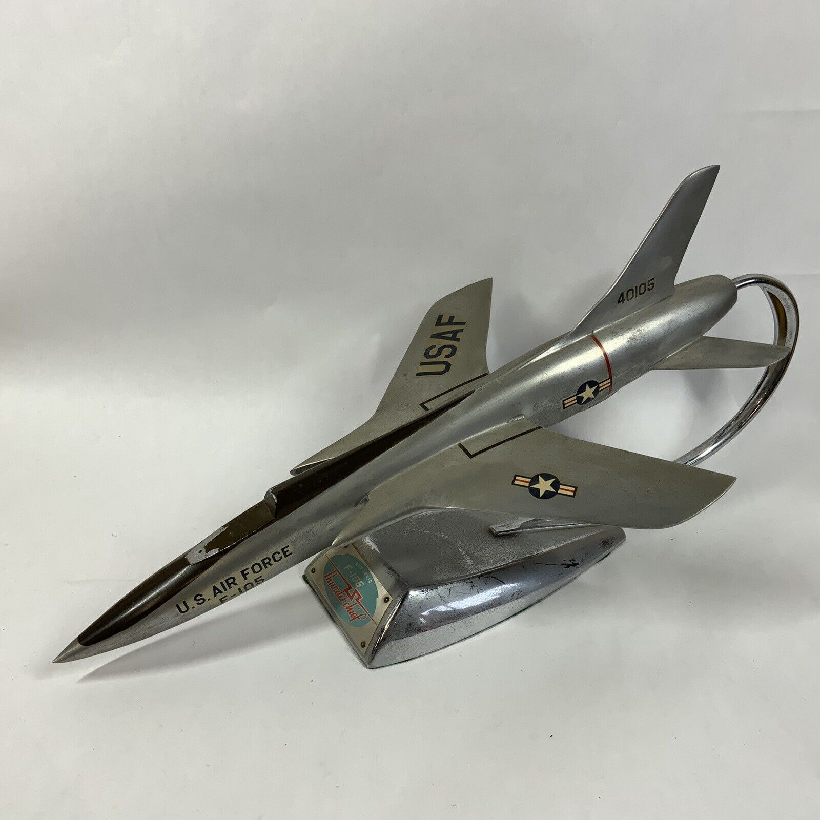 US USAF Aluminum F-105 Republic Thunderchief Desktop Model READ