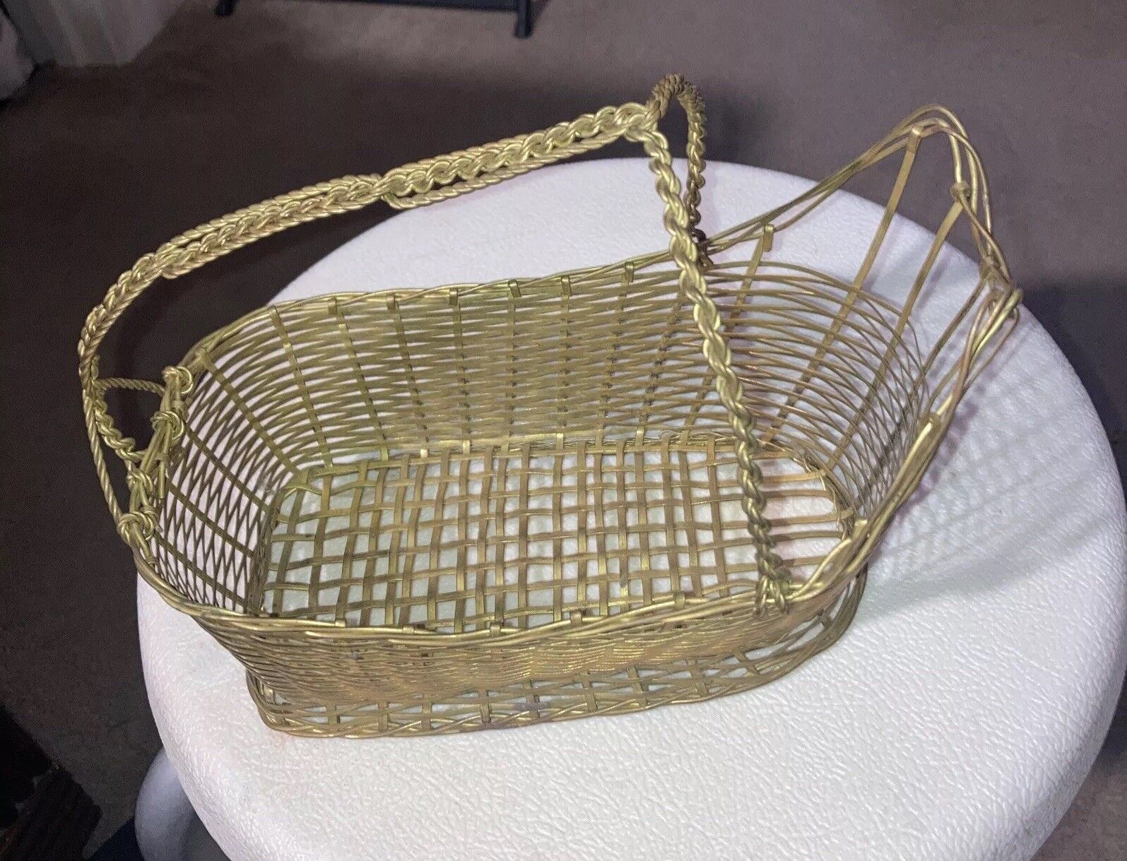 Vintage Gold Metal Wine Basket w/ Braided Handle 9” X 6”