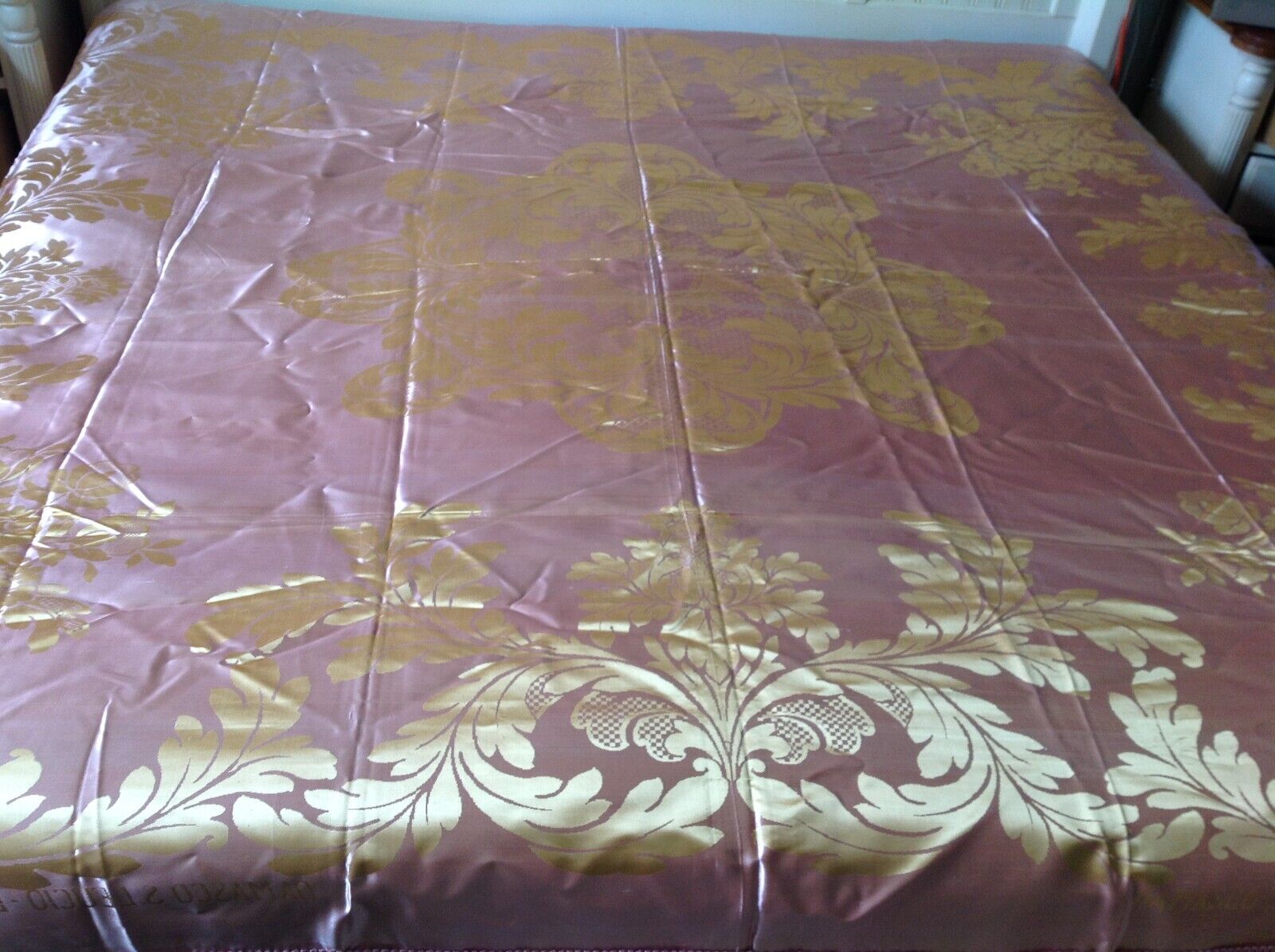 Vintage Damasco a Mano S Leucio Italian Pink/Gold Damask Silk Bedspread  80\