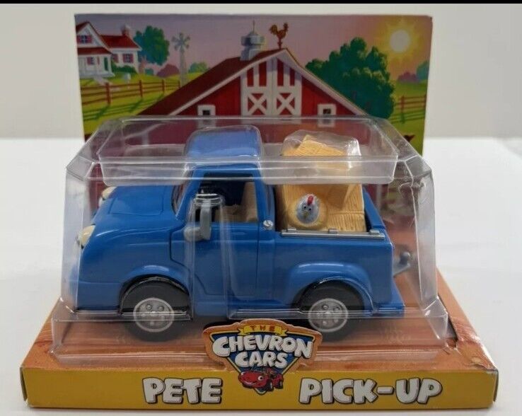 The Chevron Cars PETE PICK-UP 1997 New In Box Truck Hitch Removable Hay