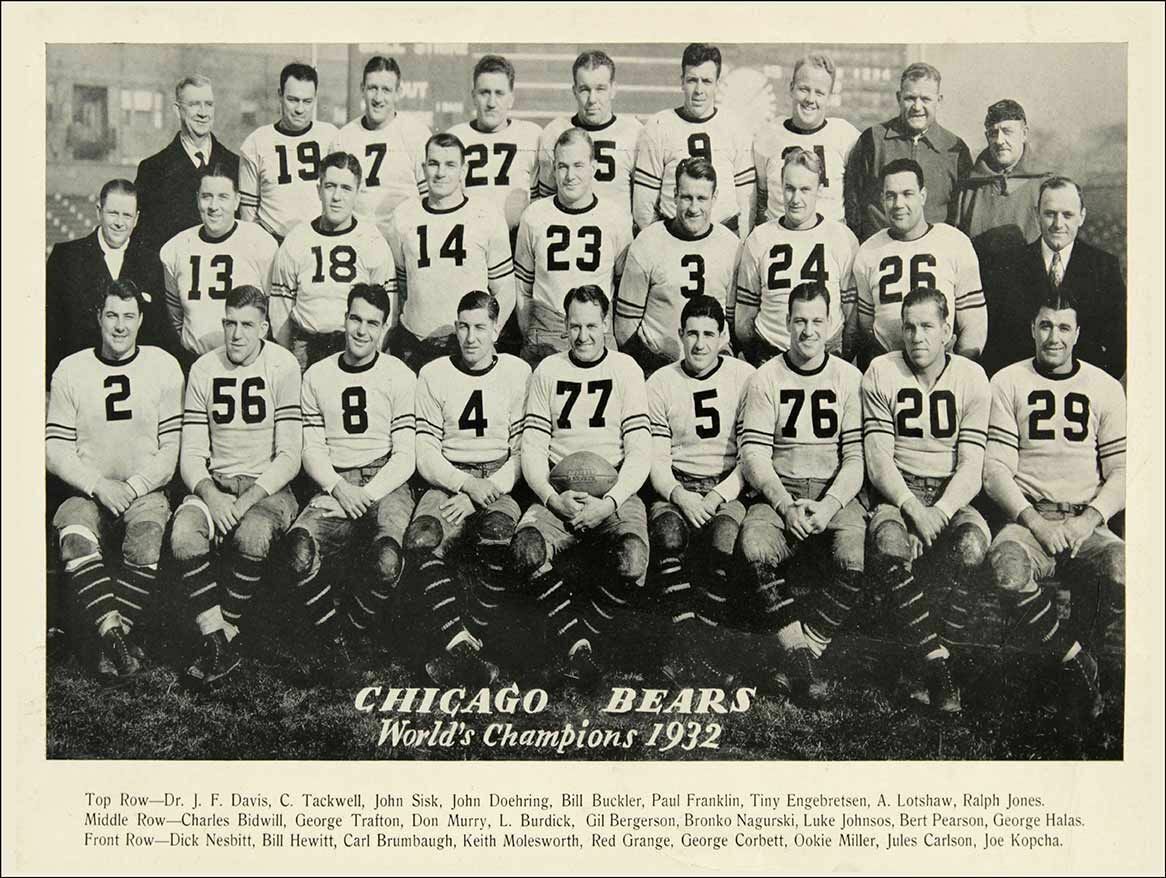 CHICAGO BEARS FOOTBALL 1932 WORLD\'S CHAMPIONS 16\