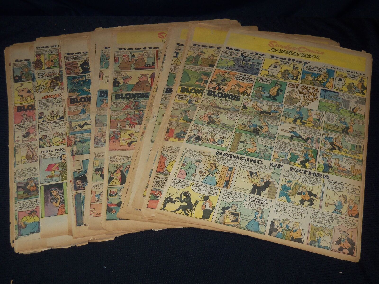 1958-1959 MANILA CHRONICLE SUNDAY COLOR COMICS LOT OF 30 - PHILIPPINES - NTL 16P