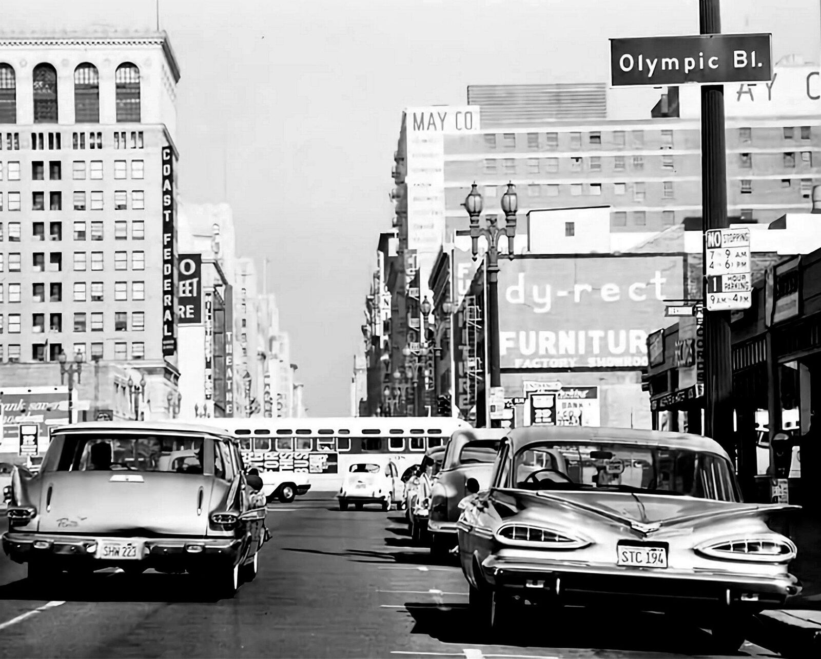 1959 Downtown LOS ANGELES Street Scene Photo (223-Y )