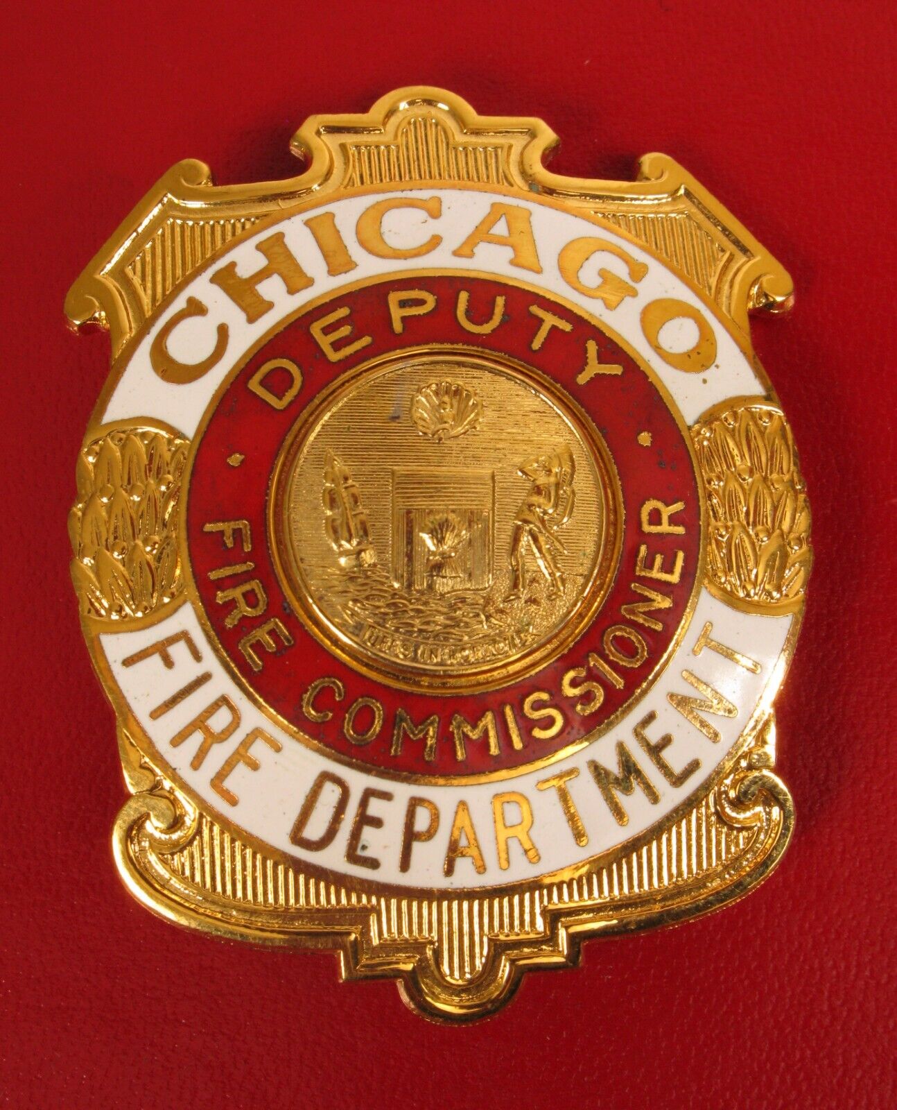 OBSOLETE VINTAGE CHICAGO FIRE DEPARTMENT DEPUTY FIRE COMMISSIONER RETIRED BADGE