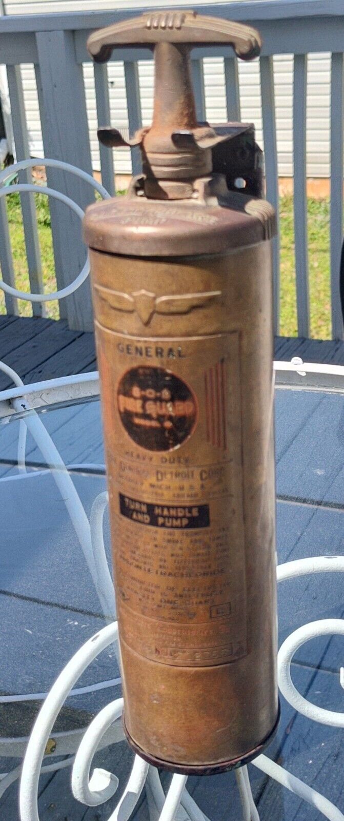 VTG Orig. MB/GPW Jeep Late WWII Brass SOS Fire Guard Extinguisher /w Decal Label