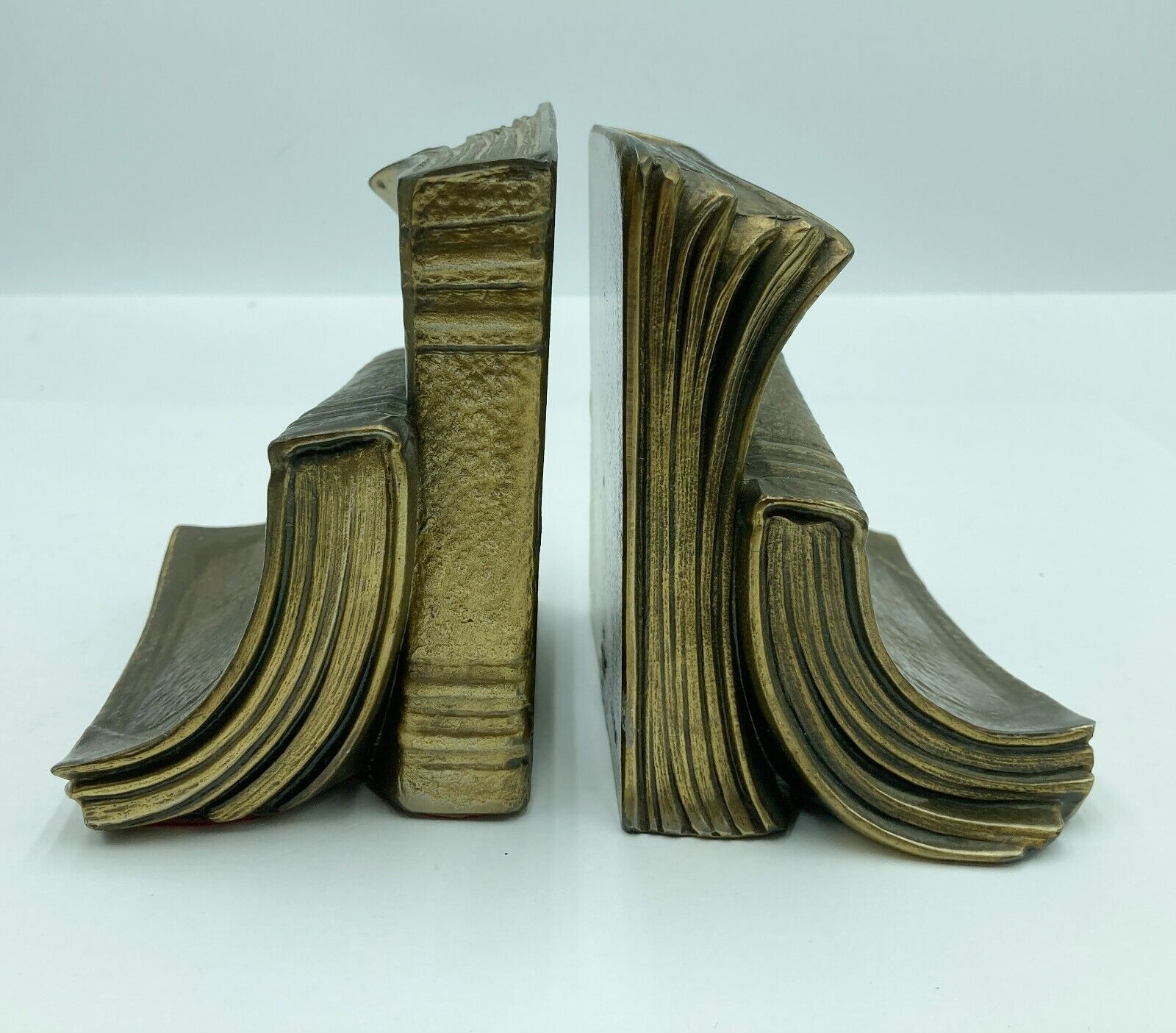 Vtg Hand Cast Brass Bookends Philadelphia Mfg Leather Bound Books