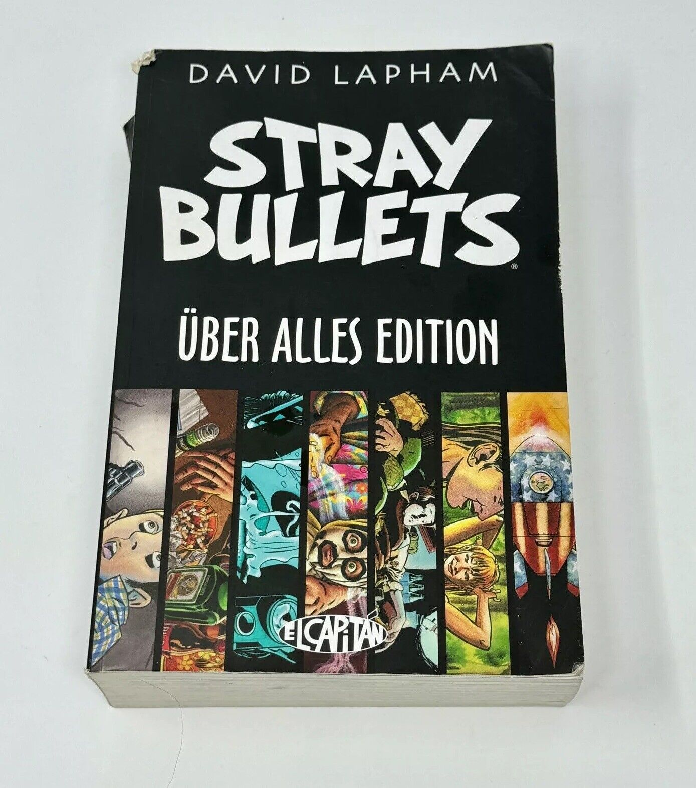 Stray Bullets Uber Alles Edition by Lapham, David - ACCEPTABLE