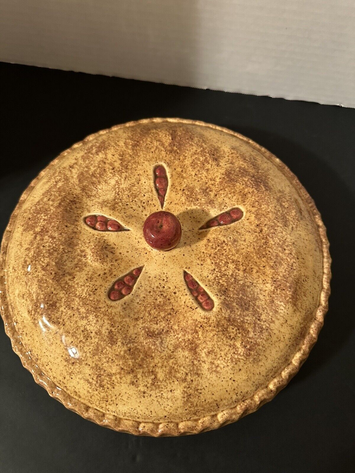 Vintage Handmade Cherry Pie Plate w/ Lid Covered Keeper Server Plate Holder 10\