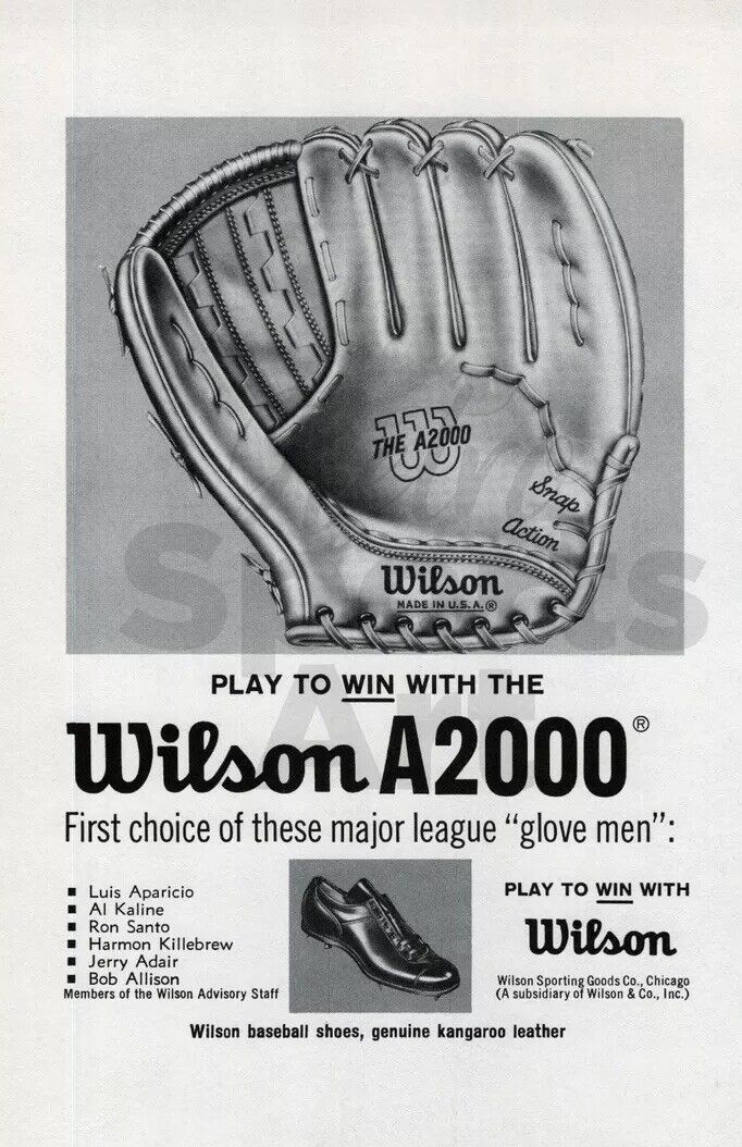 Wilson Sporting Goods Glove Mitt 1970s Baseball Vintage Sports Print Ad Page