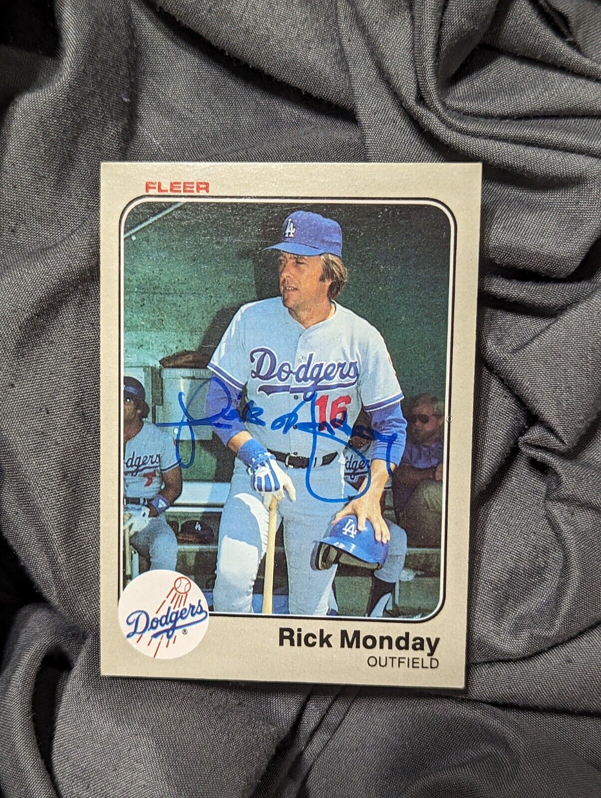 Rick Monday Autograph Signed  card 1983 Fleer Los Angeles Dodgers 